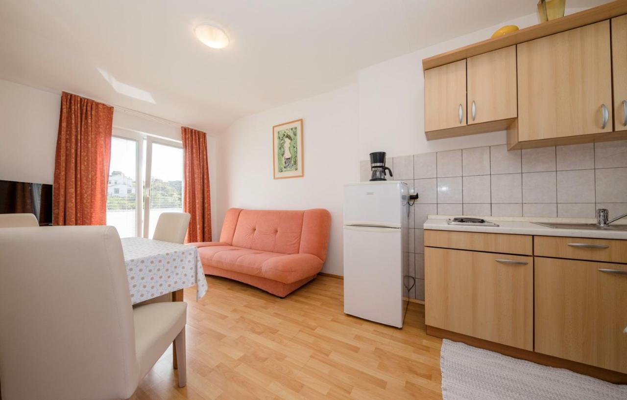 Apartments Stanicic Kampor Εξωτερικό φωτογραφία