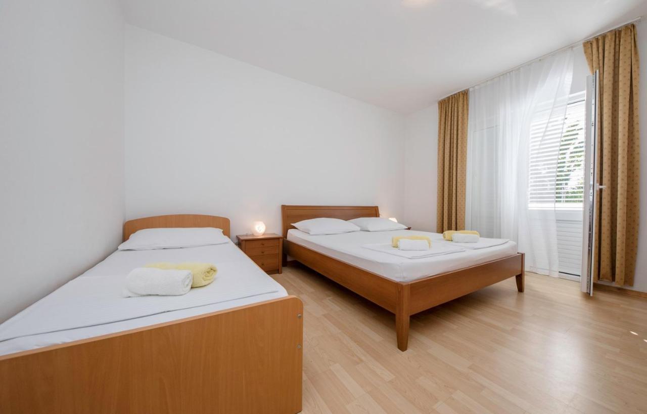 Apartments Stanicic Kampor Εξωτερικό φωτογραφία