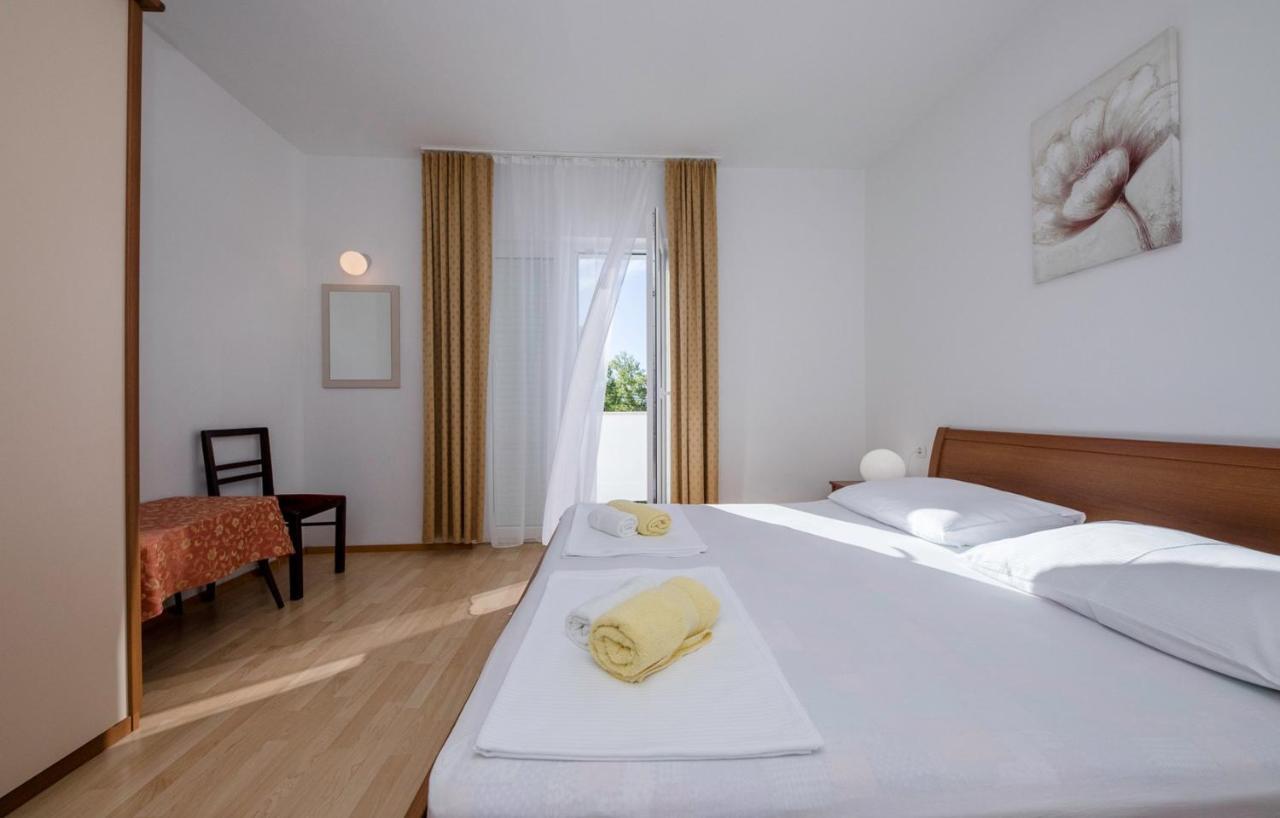 Apartments Stanicic Kampor Εξωτερικό φωτογραφία
