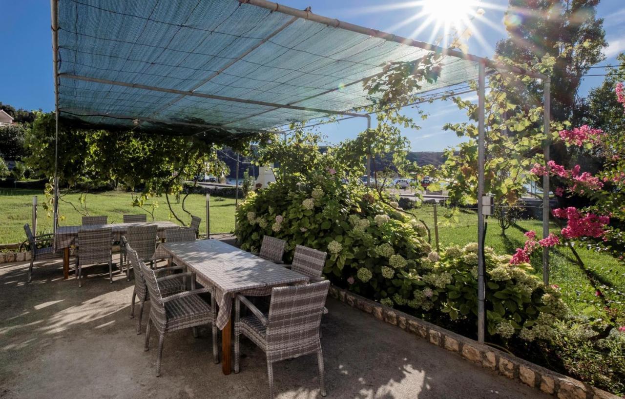 Apartments Stanicic Kampor Εξωτερικό φωτογραφία