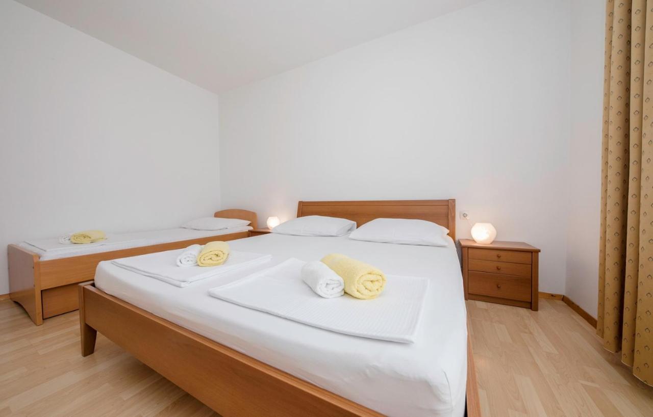 Apartments Stanicic Kampor Εξωτερικό φωτογραφία