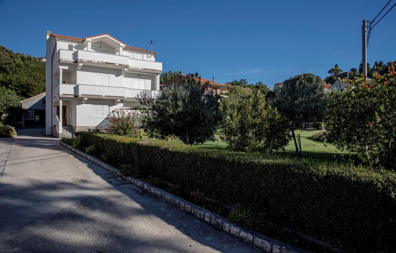 Apartments Stanicic Kampor Εξωτερικό φωτογραφία
